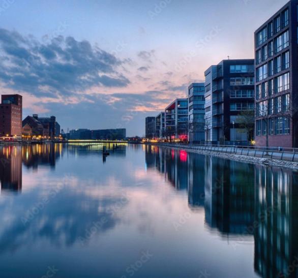 City Apartment Duisburg 1#Netflix &Wlan &Kingsize Bett &Kaffee Maschine & Central & 500M Innenhafen & 2 Min U Bahn Eksteriør bilde
