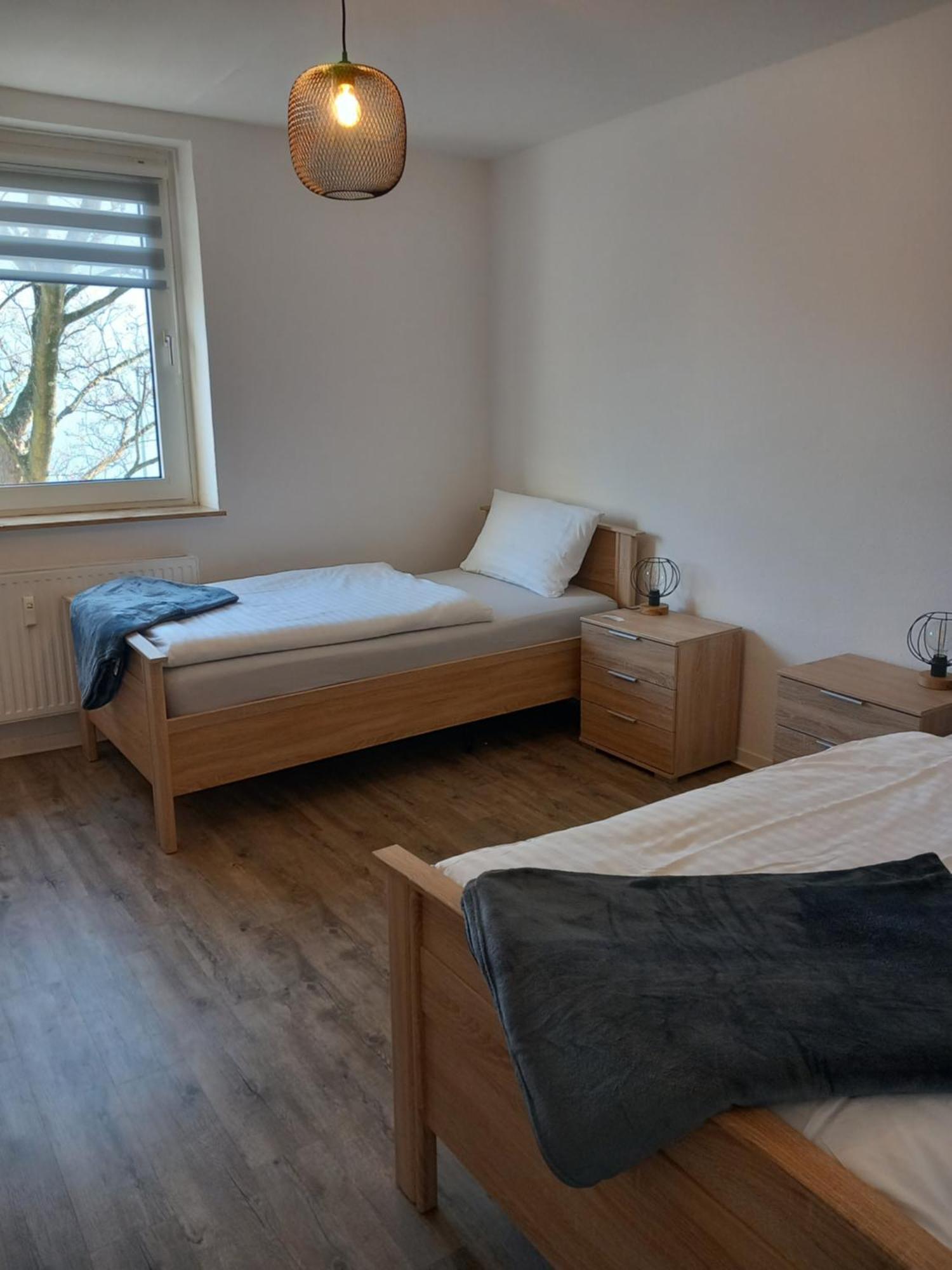 City Apartment Duisburg 1#Netflix &Wlan &Kingsize Bett &Kaffee Maschine & Central & 500M Innenhafen & 2 Min U Bahn Eksteriør bilde